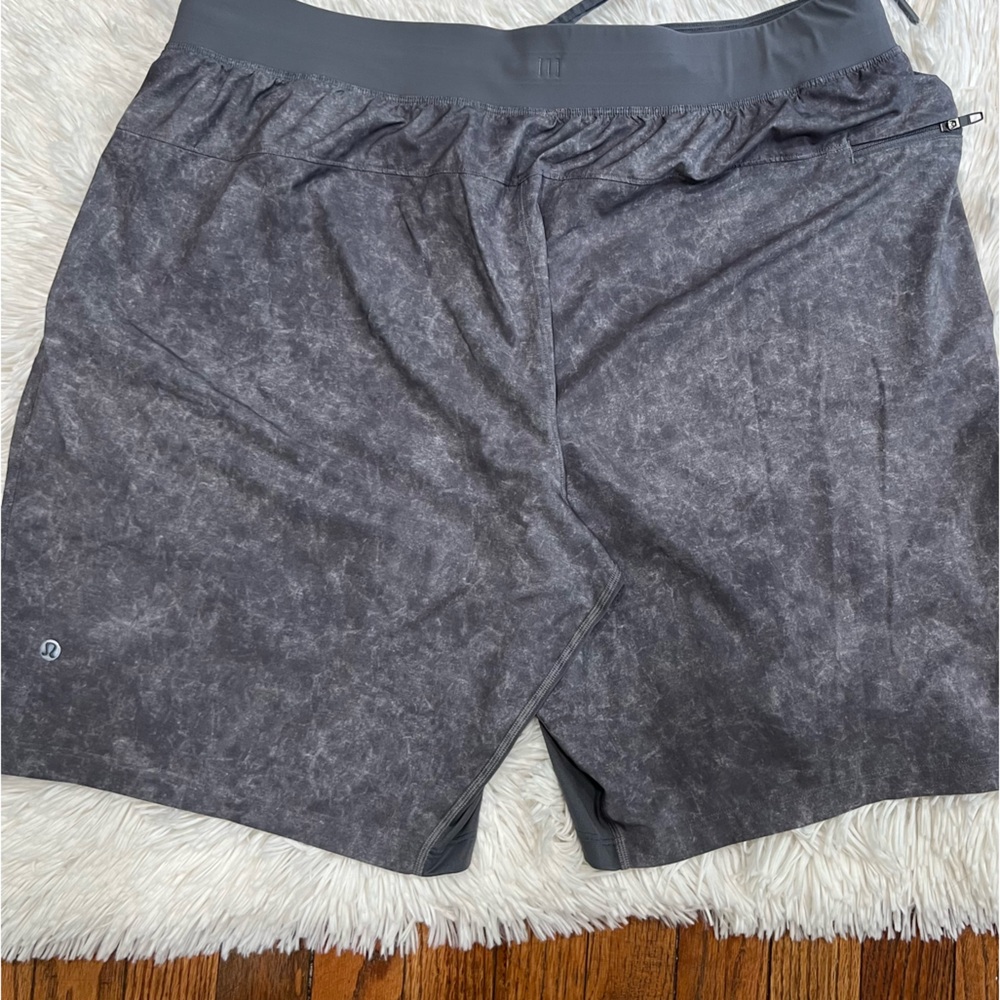 Lululemon Athletica men Lululemon T.H.E. Short 9" *Linerless - Picture 6 of 10